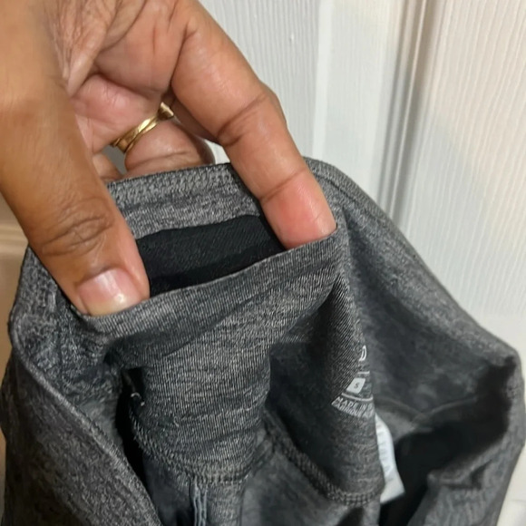 Nike Dri-Fit Leggings Women's. Size Small.  Gray Black Colorblock Cropped - Picture 7 of 8